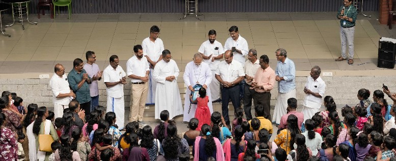 അധ്യായം ഒന്ന് – അലിവ്